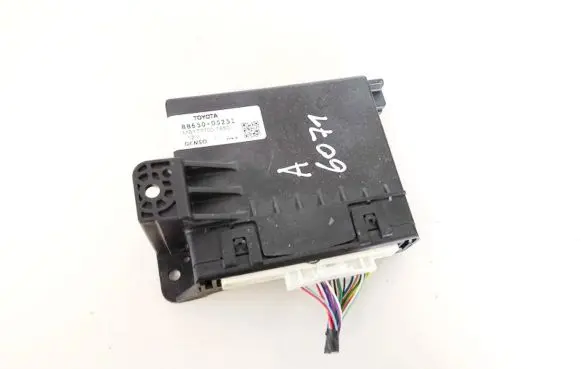 Toyota Avensis T270 Other control units/modules 8865005251 88650-05251