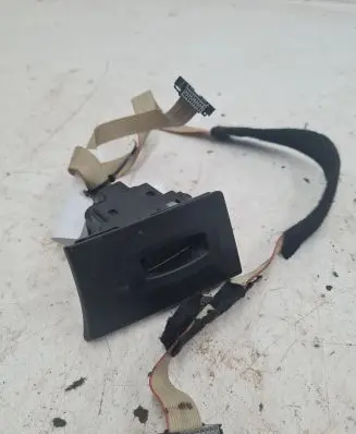 BMW 3 E90 E91 Ignition lock 10862510