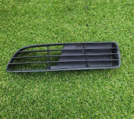 Audi A4 S4 B5 8D Front bumper lower grill 8D0807345