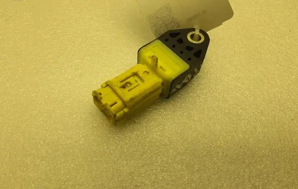 Subaru Outback Airbag deployment crash/impact sensor 98237AG000
