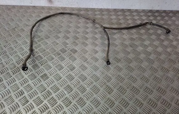 Toyota Avensis T250 Headlight washer hose/pipe 