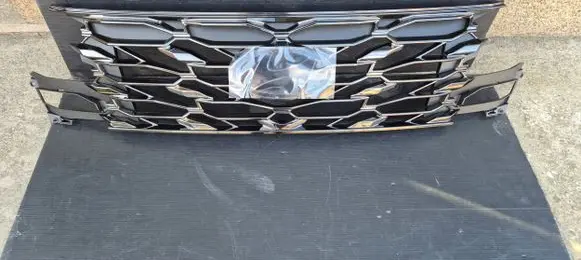 Hyundai Tucson IV NX4 Front grill