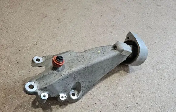 Porsche Taycan 9J1 Engine mounting bracket 9J1199208C 9J1199741