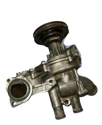 Volkswagen Golf II Water pump 056121121B 037121031A