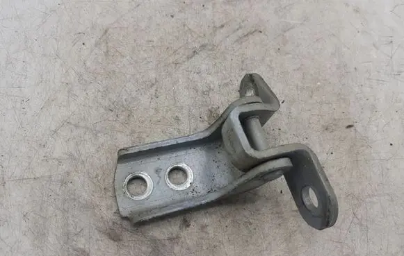 Toyota Corolla Verso AR10 Front door upper hinge NOCODE