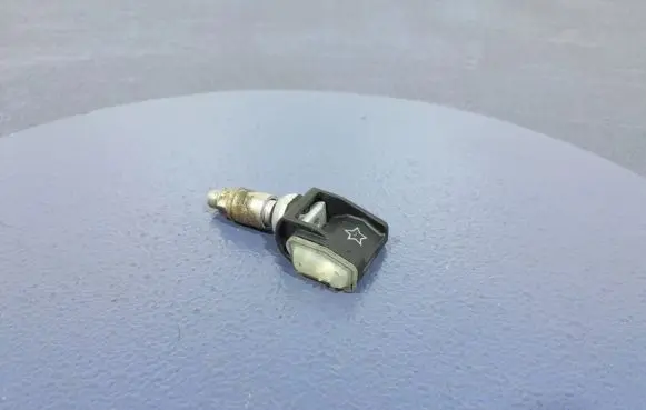 Tire pressure sensor