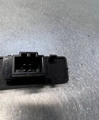 Volkswagen Tiguan Passenger airbag on/off switch 5M0919234B