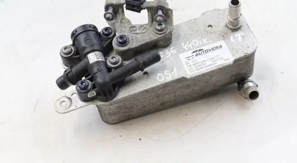 BMW 4 F36 Gran coupe Transmission/gearbox oil cooler 8570062 17218570062