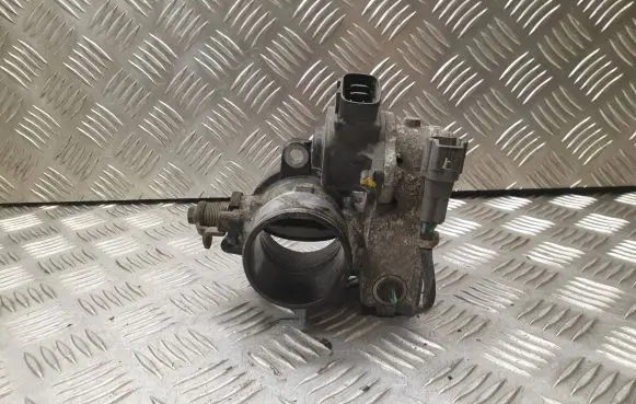 Toyota Corolla E120 E130 Throttle valve 8967221020