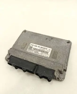 Skoda Fabia Mk2 (5J) Engine control unit/module 03E906023B 5WP4041204