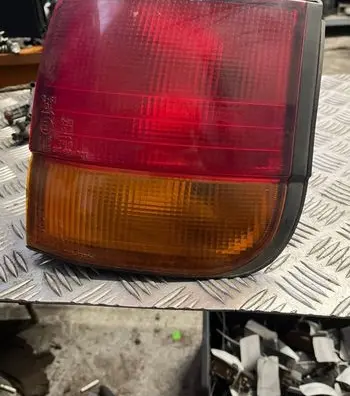 Mitsubishi Space Runner Rear/tail lights 0431550