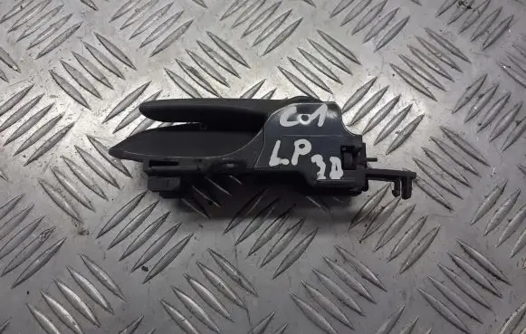 Citroen C1 Front door interior handle 