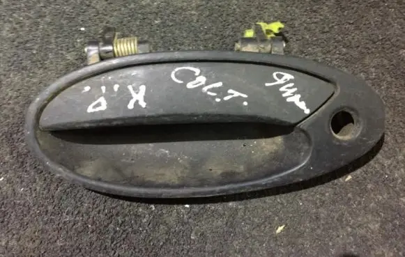 Mitsubishi Colt Front door exterior handle mb819551