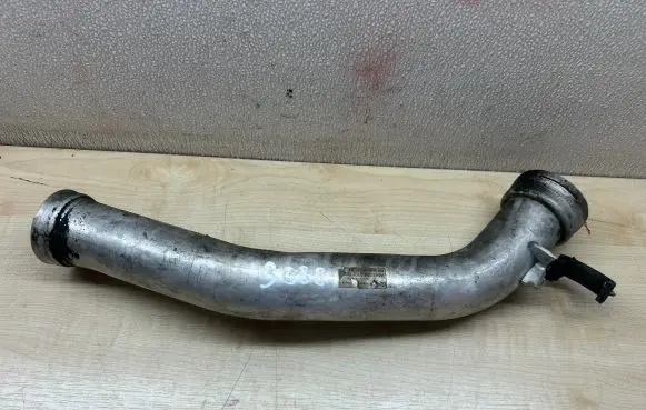 Mercedes-Benz E W211 Intercooler hose/pipe A6420980707