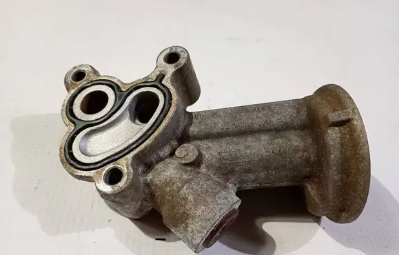 Ford Edge II Oil filter mounting bracket AT4E6884GA