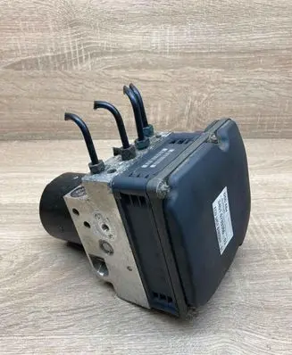 BMW 5 E60 E61 ABS Pump 6783360 0130108126