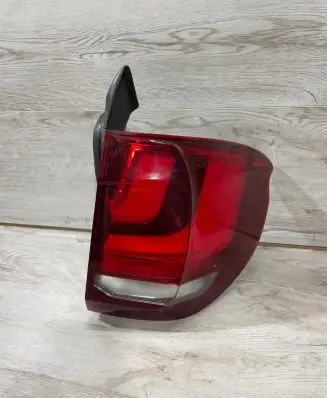 BMW X5 F15 Rear/tail lights 7290100 10018610 01129702