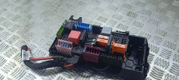 Mercedes-Benz E W213 Fuse module A2135848105