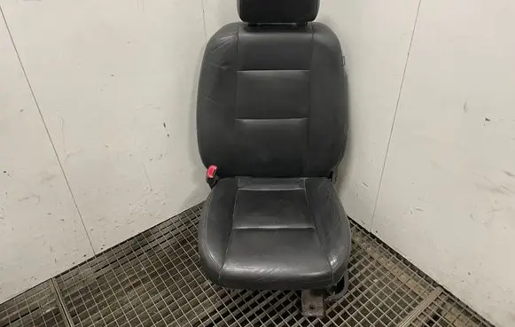 Ford Explorer Front driver seat