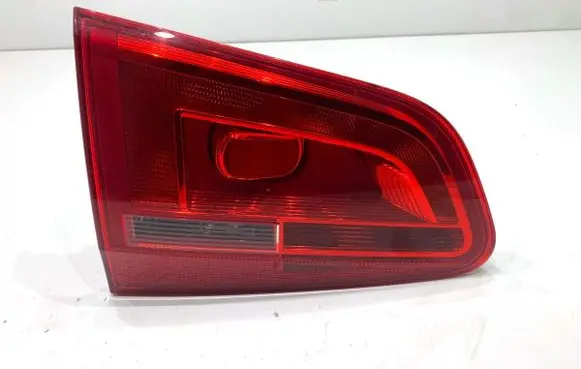 Volkswagen Sharan Rear/tail lights 7N0945093H