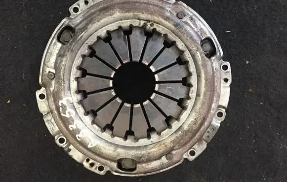 Nissan Almera Pressure plate 
