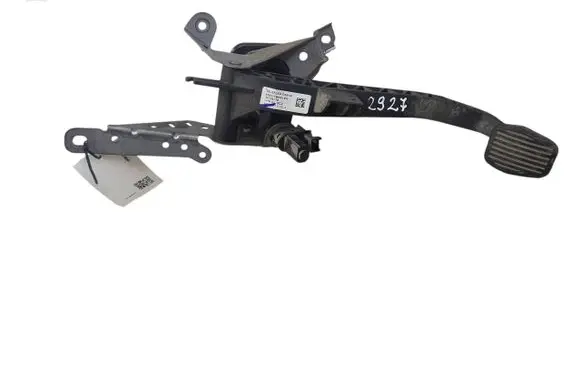 Volvo V50 Clutch pedal 4N517B633EK 30748726