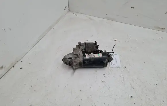 Opel Zafira A Starter motor 001109062
