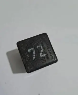 Volkswagen Transporter - Caravelle T4 Other relay 191955529
