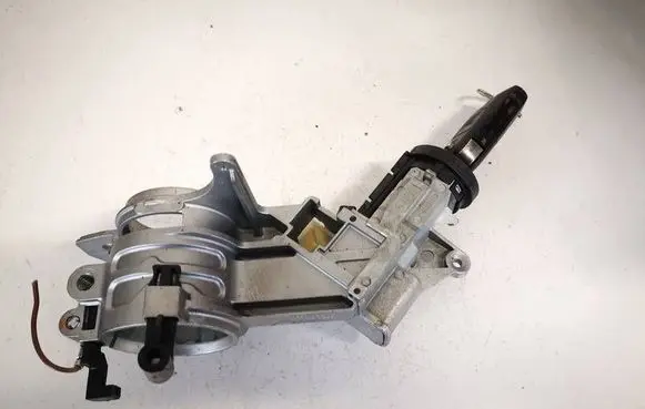 Opel Astra H Ignition lock 2421430