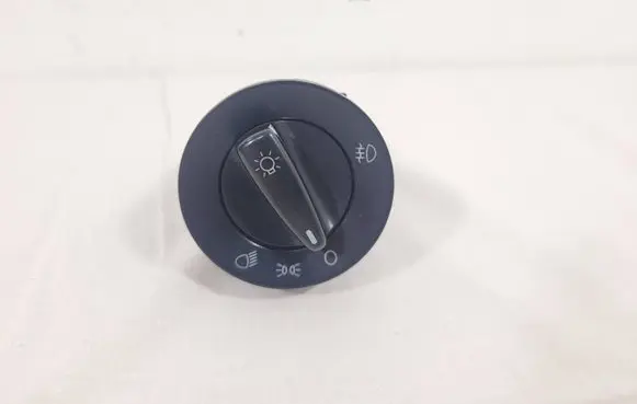 Skoda Fabia Mk2 (5J) Light switch 3B0941531B