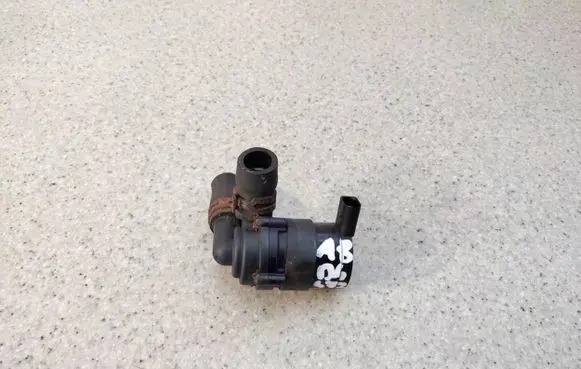 Audi A8 S8 D4 4H Electric auxiliary coolant/water pump 25.2481.25.0001