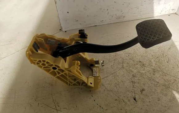 BMW 5 E60 E61 Brake pedal