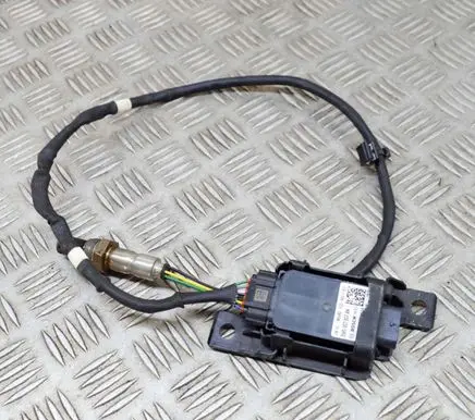 Audi A5 Lambda probe sensor 8W0907807AK 0281008243