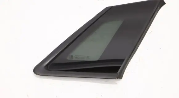 Opel Grandland X Rear side window