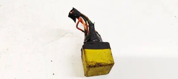 Volvo V70 Other relay B047