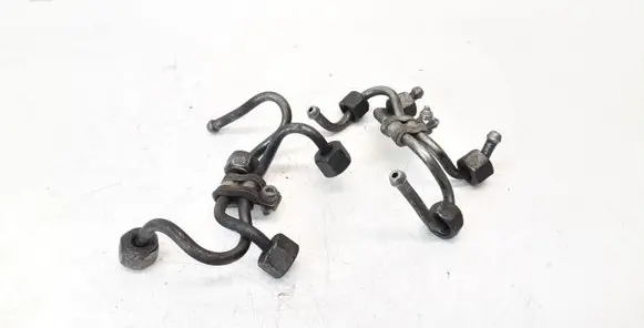 BMW 1 E81 E87 Fuel injector supply line/pipe 