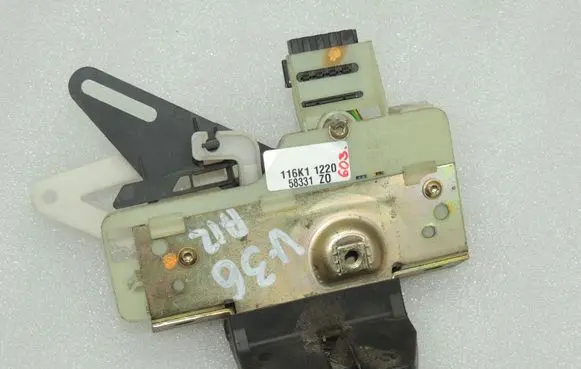 Volvo XC70 Tailgate/trunk/boot lock/catch/latch 31253047