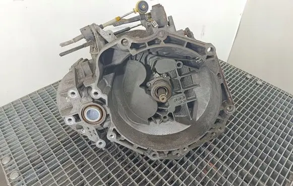 Opel Zafira B Manual 6 speed gearbox M3255192042