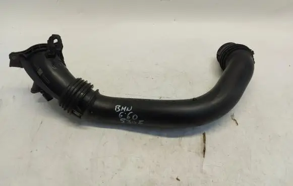 BMW 5 G60 Air intake duct part 5A71433