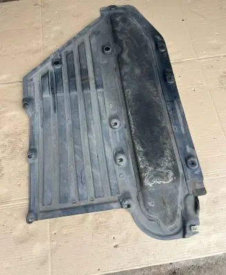 BMW 5 G30 G31 G38 Rear underbody cover/under tray 7487263