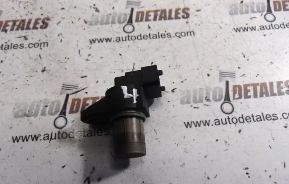 Mercedes-Benz A W168 Camshaft position sensor A0031539728