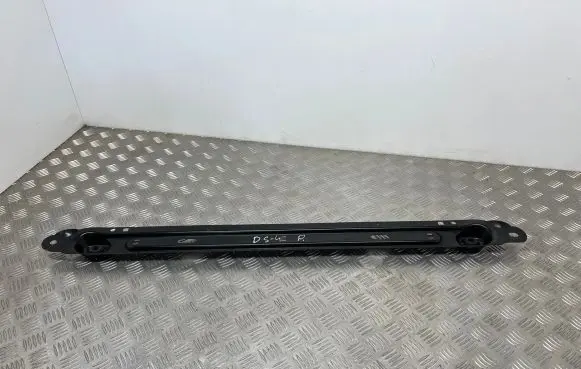 Radiator mount bracket