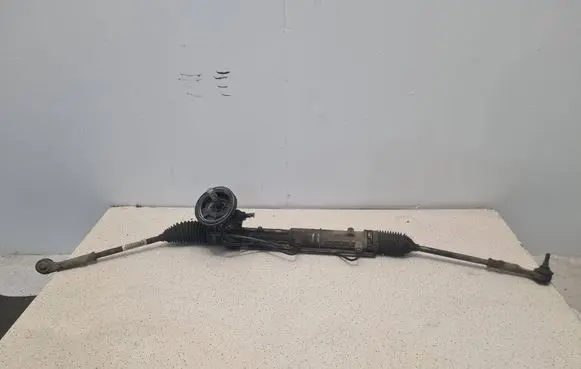 Citroen C4 I Picasso Steering rack 8820000084