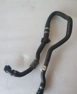 BMW 5 G30 G31 Engine coolant pipe/hose 8573220 15644618378