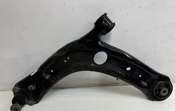 Volkswagen Tiguan Allspace Front lower control arm/wishbone 5Q0407151