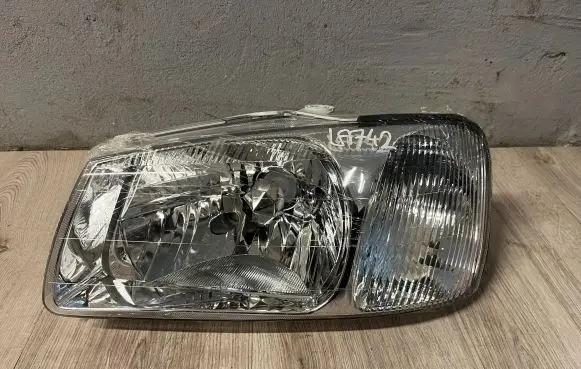 Hyundai Accent Headlight/headlamp 08-221-1116L