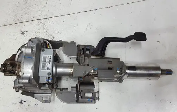 Nissan Pulsar Steering wheel axle