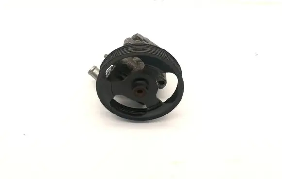 Mazda 3 I Power steering pump 8X242431