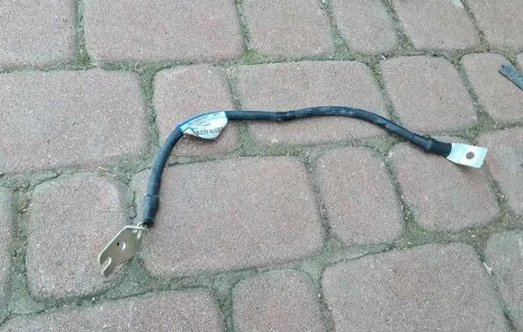 Renault Captur II Negative earth cable (battery) 240807516R