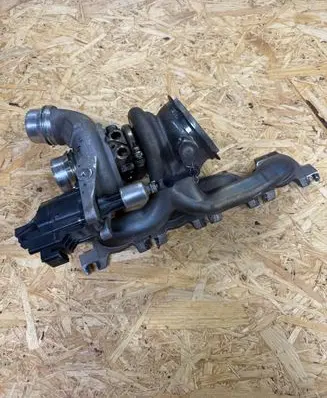 BMW 5 G30 G31 Turbo 7637563